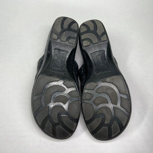 Born Women's Studed Black Leahter Clogs - Picture 8 of 10